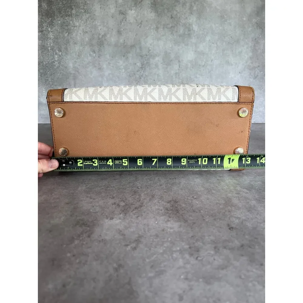 Michael Kors style profile